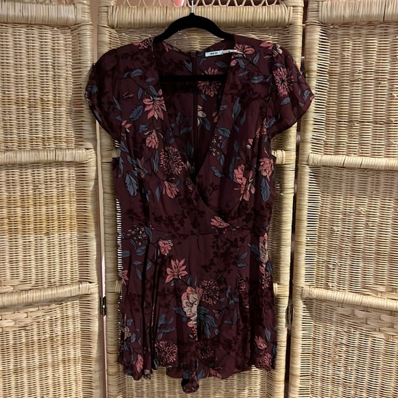 Kimchi Blue Floral Plum Romper - Picture 1 of 5